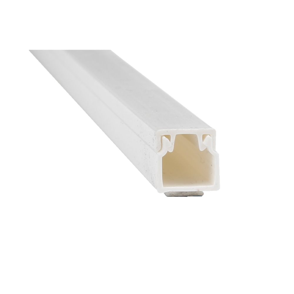 Asennuskanava 10 x 10 x 2000 mm tarralla