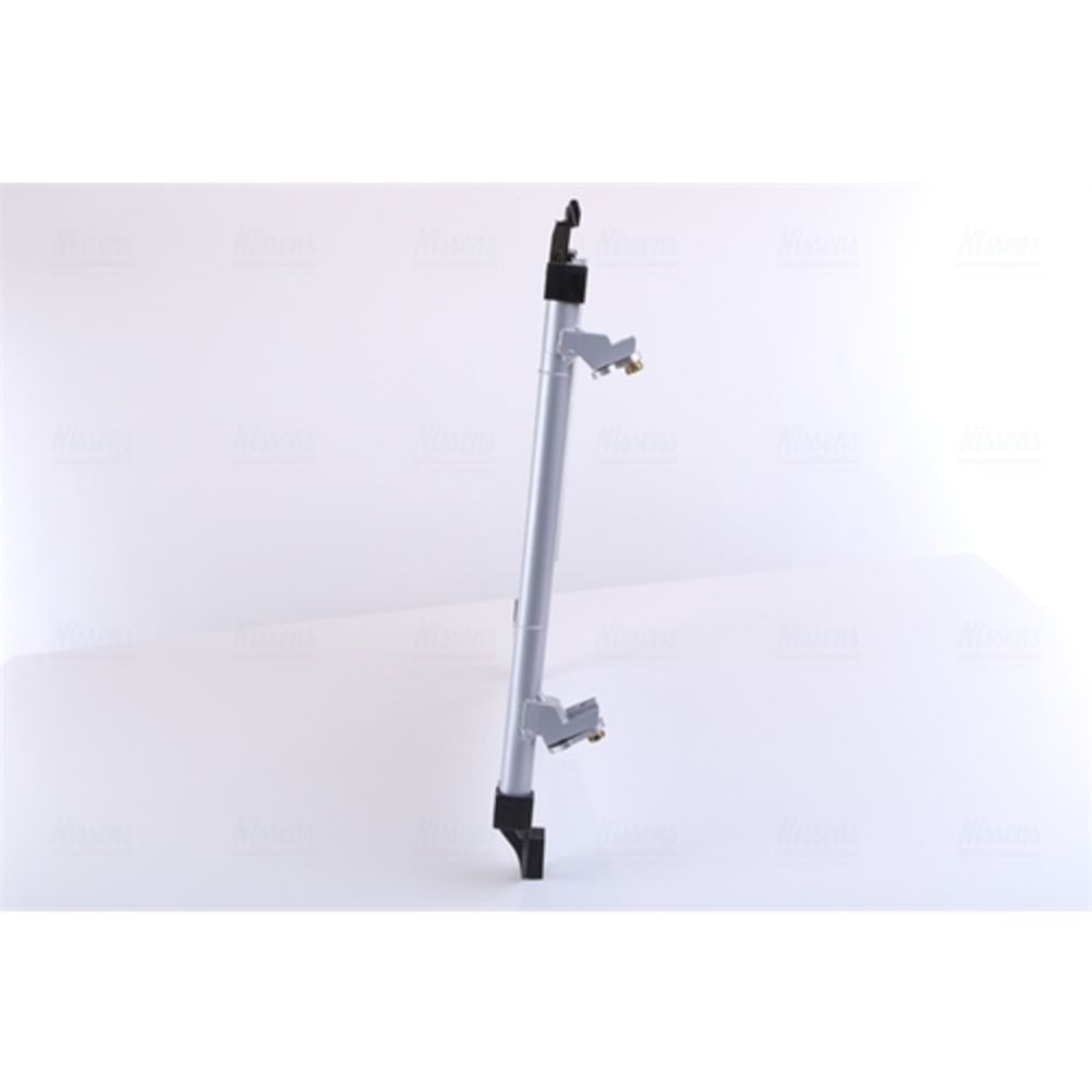 Ilmastointilaitteen lauhdutin 30-00198