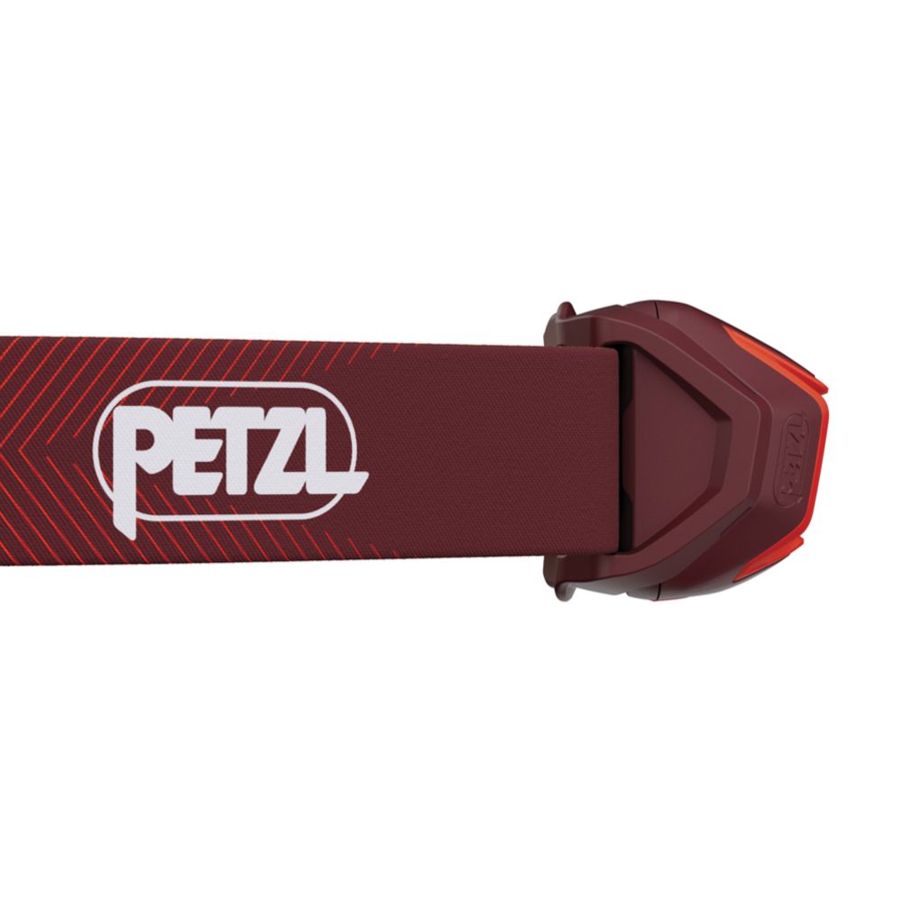 Petzl Actik Core otsavalaisin 625 lm ladattava / AAA punainen