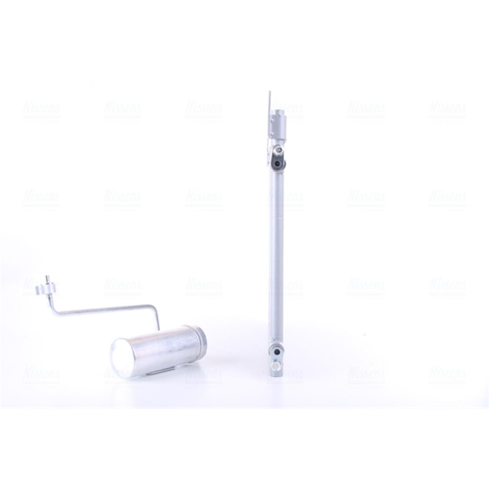 Ilmastointilaitteen lauhdutin 30-04690