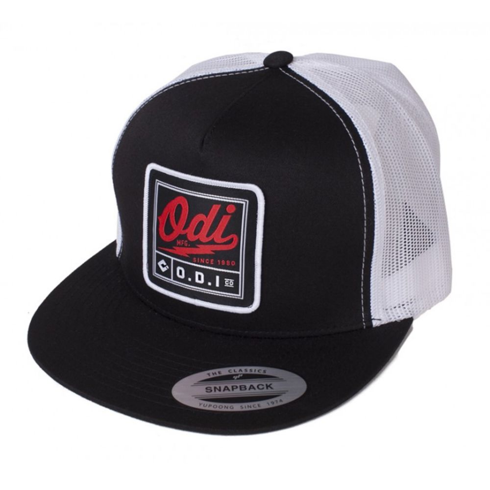 Odi Heater Trucker snapback nokamüts must/valge