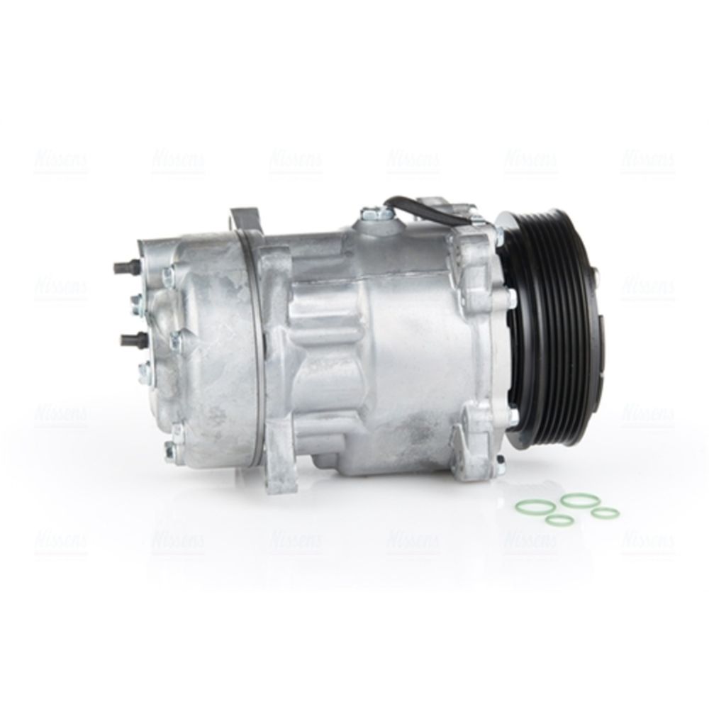 Ilmastointilaitteen kompressori 30-00432