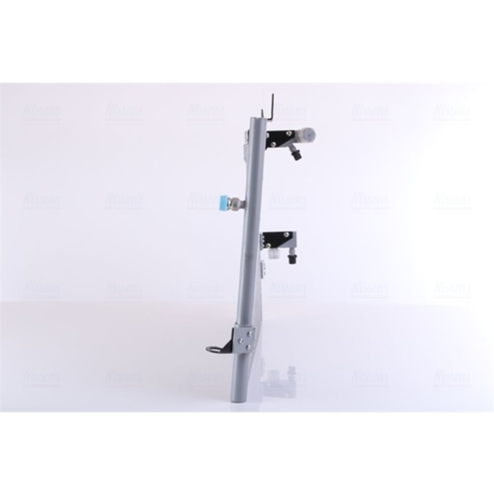 Ilmastointilaitteen lauhdutin 30-8303