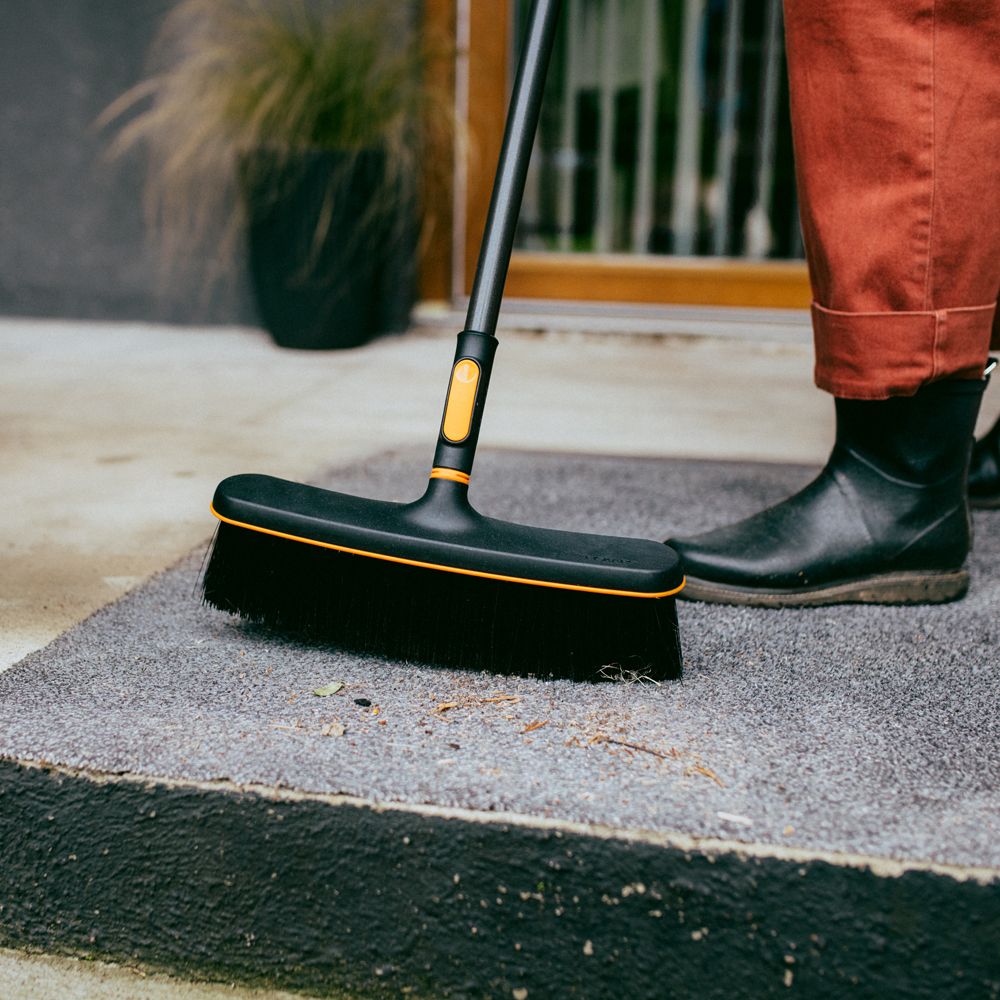 Fiskars OneClick terassiharjan vaihtopää