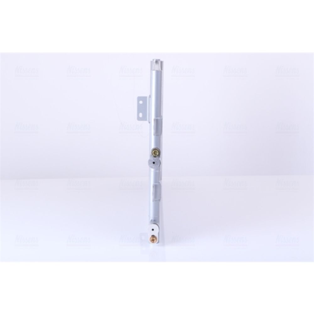 Ilmastointilaitteen lauhdutin 30-00186