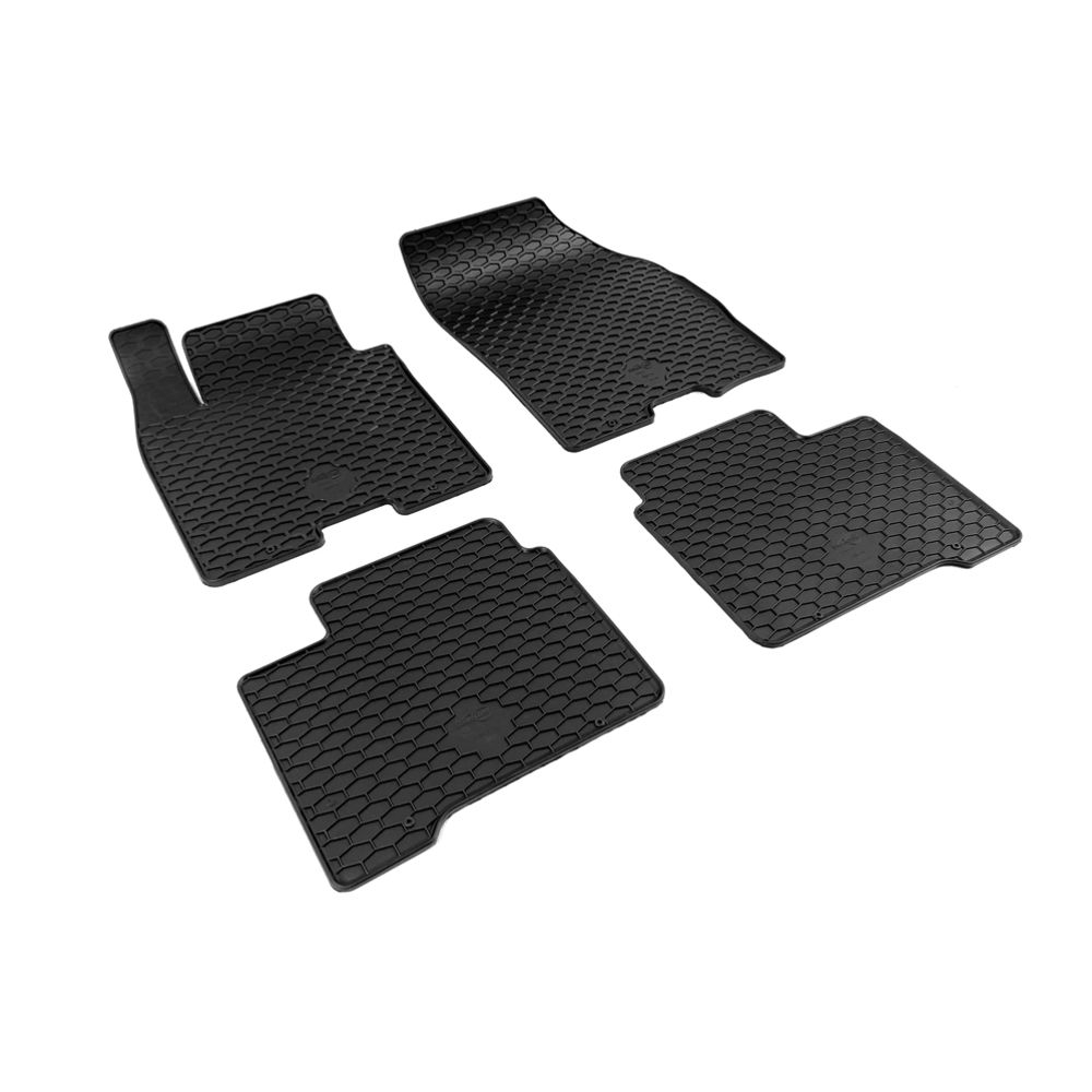 Kummimattide komplekt, Suzuki Swift 17-