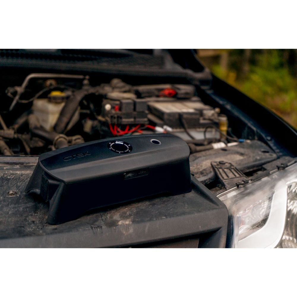 CTEK CS FREE underhållsladdare 12 V/5 A