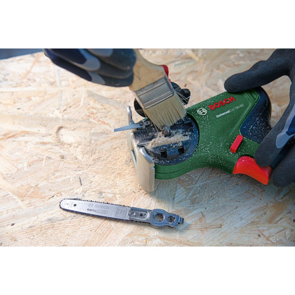 Bosch UniversalCut akkumonitoimisaha 18V runko