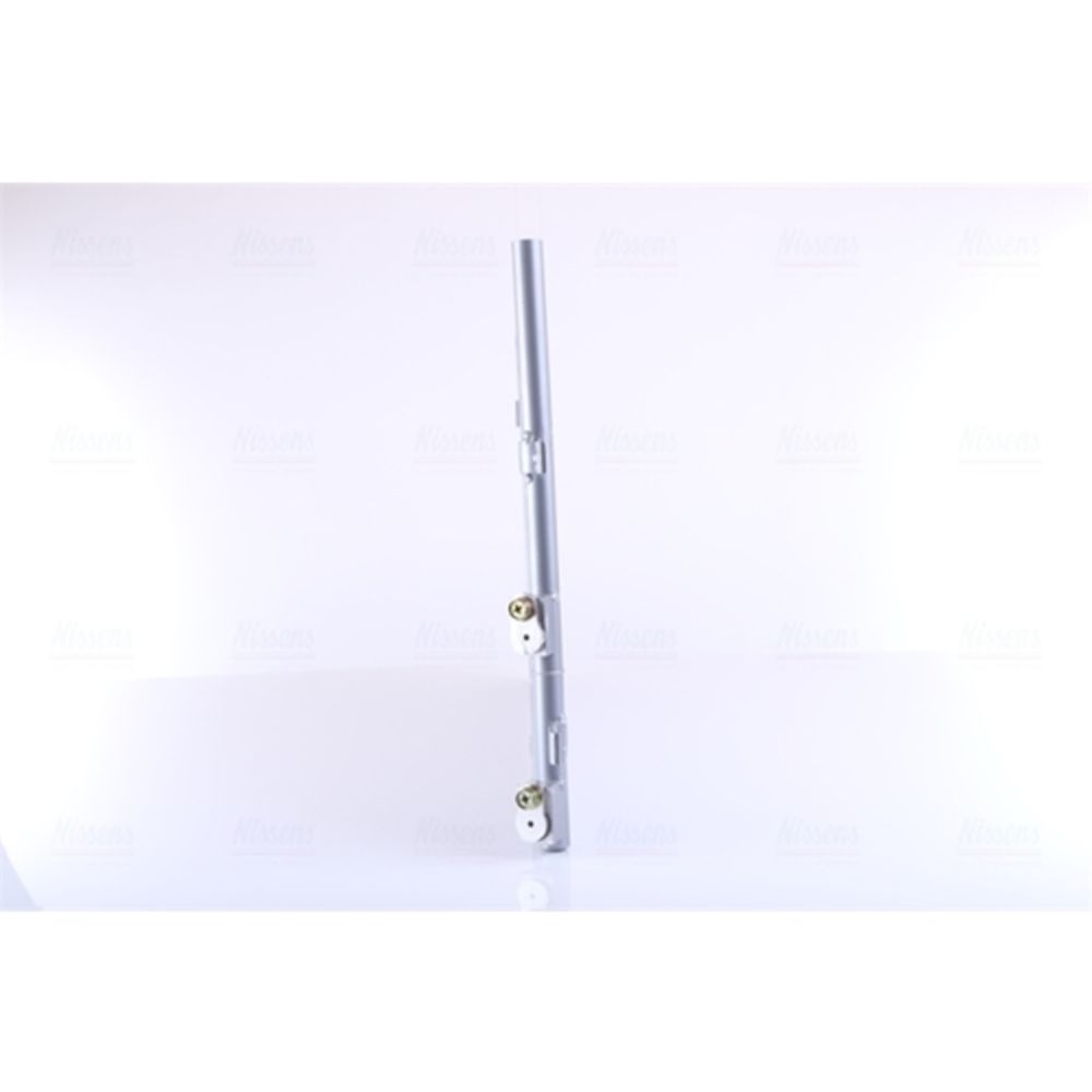 Ilmastointilaitteen lauhdutin 30-00548