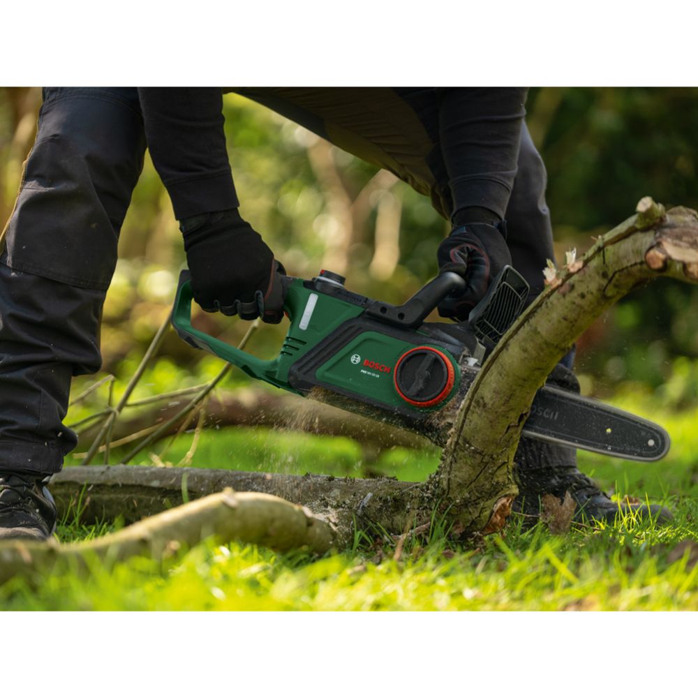 Bosch batteridriven kedjesåg 30 cm PKE 18V