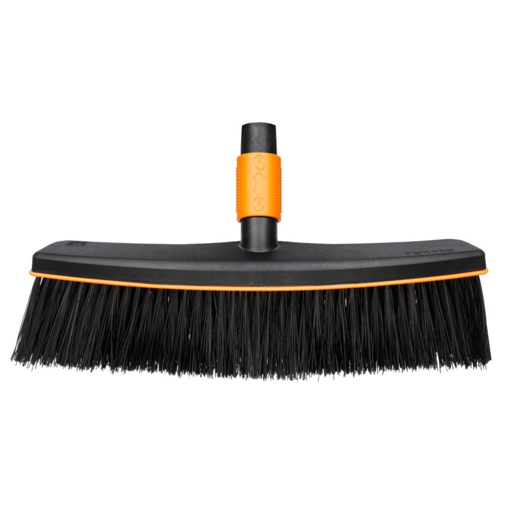 Fiskars QuikFit terassiharjan vaihtopää