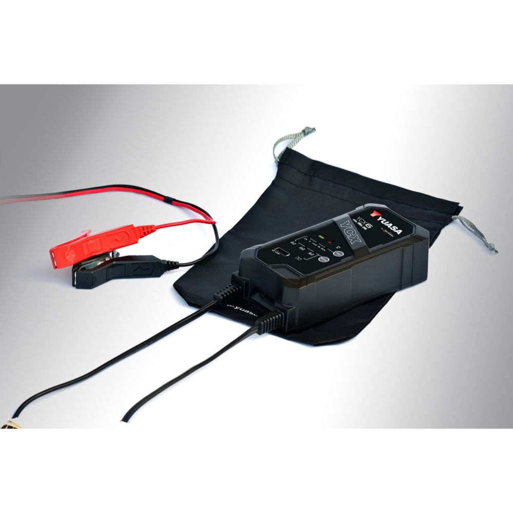 Yuasa YCX6 Ylläpitolaturi 12V 6A