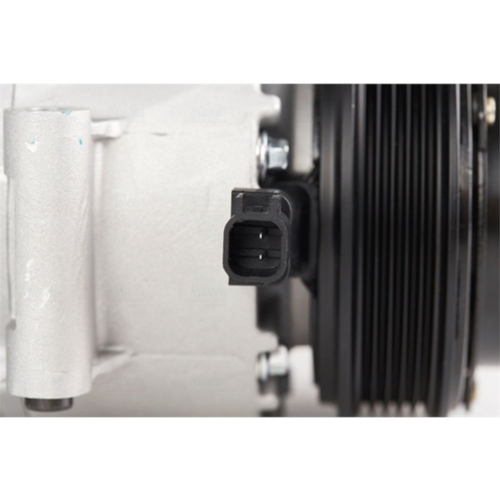 Ilmastointilaitteen kompressori 30-00429