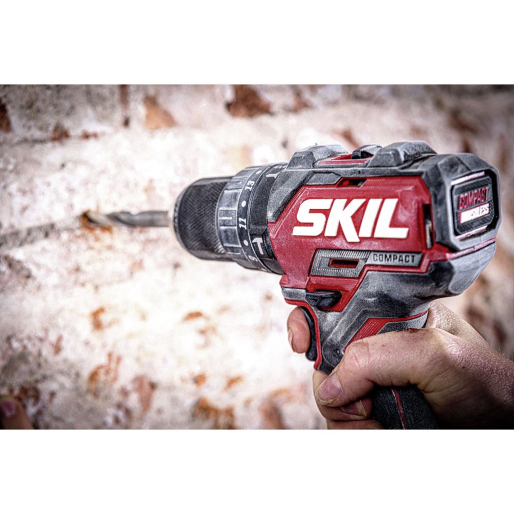 Skil 3075 CA Compact hiiliharjaton akkuiskuporakone 20 V