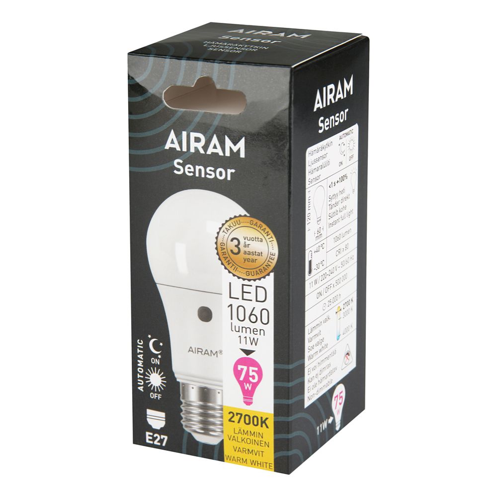 Airam LED-klotlampa med skymningsrelä E27 11 W 2700 K 1060 lm