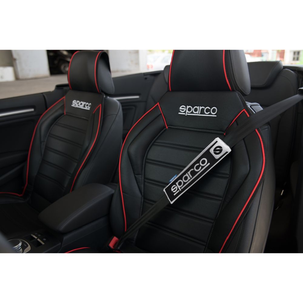 Sparco bältespads svart