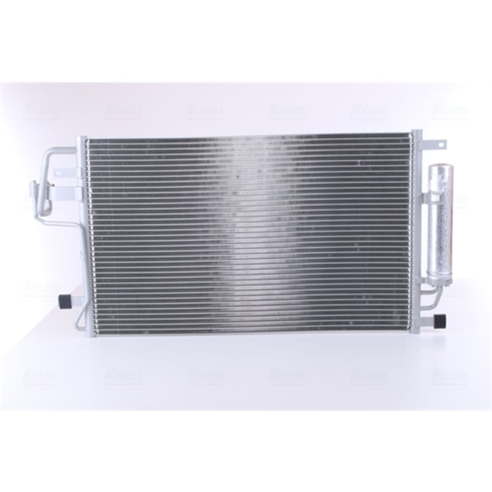 Ilmastointilaitteen lauhdutin 30-00536