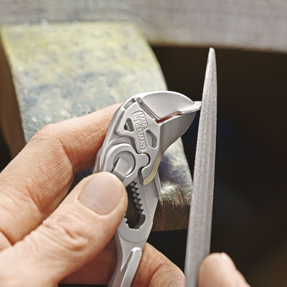 Knipex® 86 03 125 siirtoleukapihdit/pihtijakoavain 125 mm