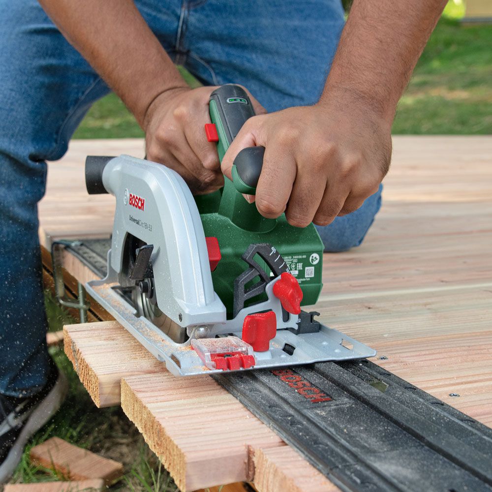 Bosch UniversalCirc 18V-53 batteridriven cirkelsåg utan batteri