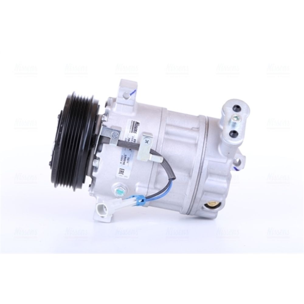 Ilmastointilaitteen kompressori 30-04012