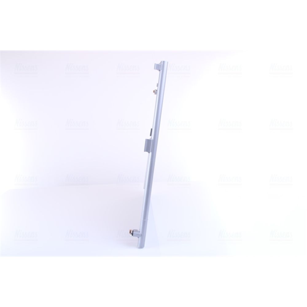 Ilmastointilaitteen lauhdutin 30-00506