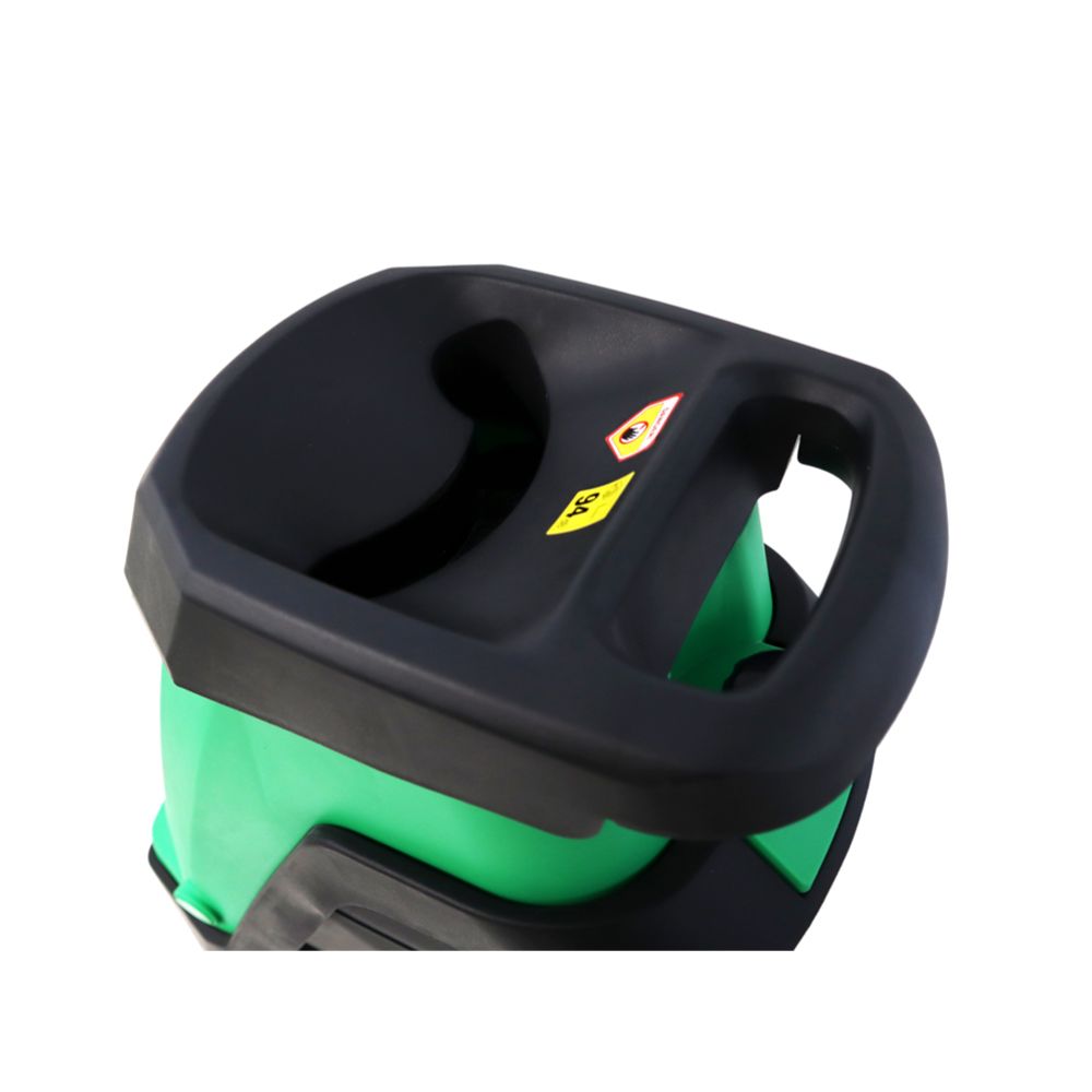 Mag-Pro Garden oksasilppuri 2400 W