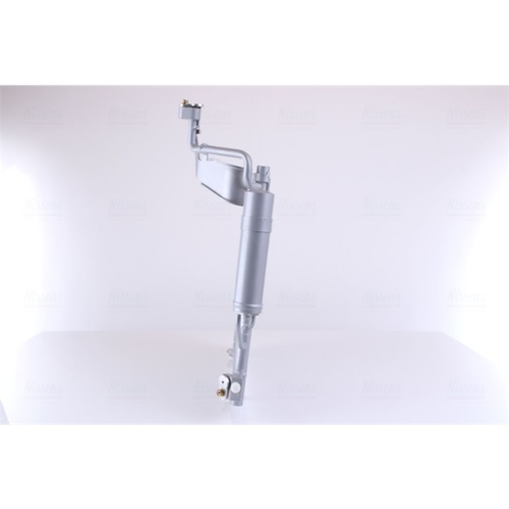 Ilmastointilaitteen lauhdutin 30-00326