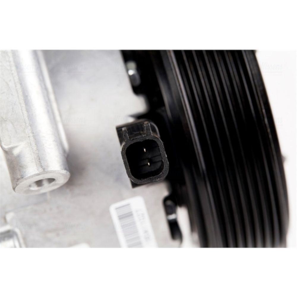 Ilmastointilaitteen kompressori 30-00201