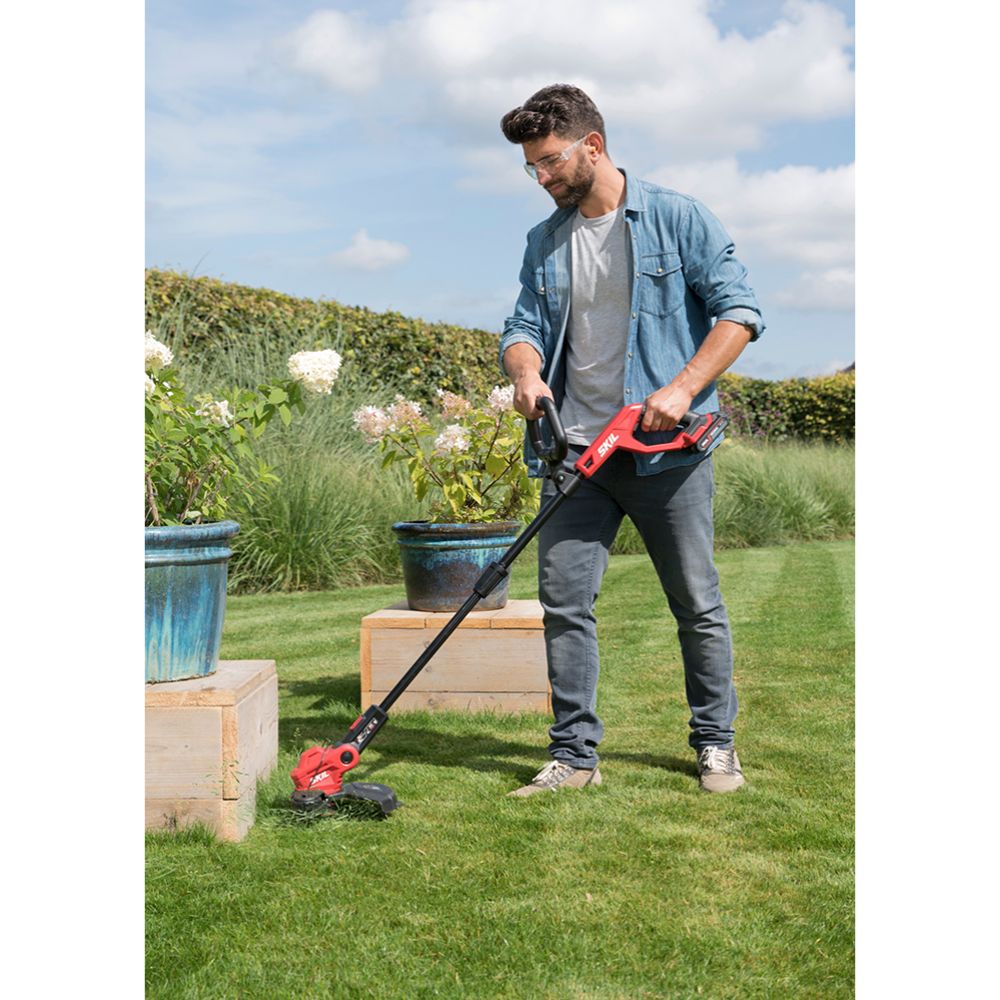 SKIL 0240 CA akutrimmer, 30 cm / 20 V