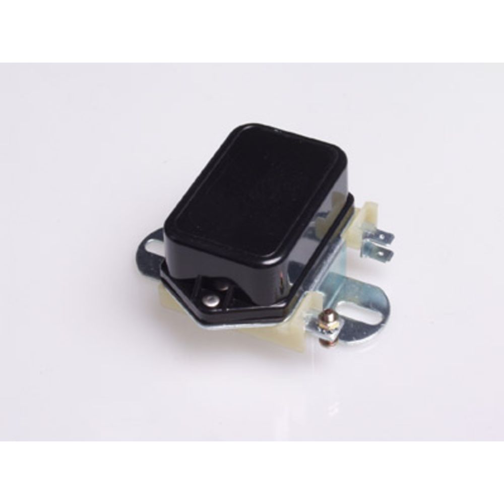 Jännitteensäädin 11-3023