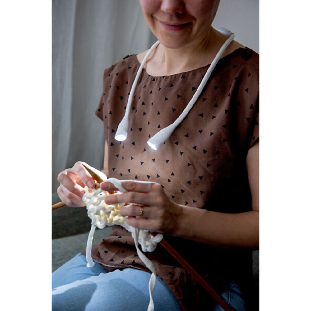 Airam LED läs- och arbetslampa 120 lm vit laddningsbar