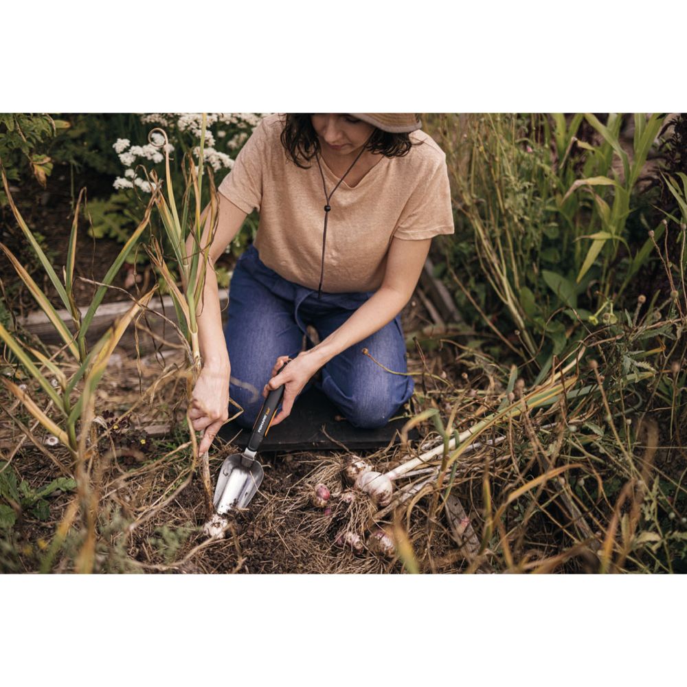 Fiskars Xact planteringsspade bred