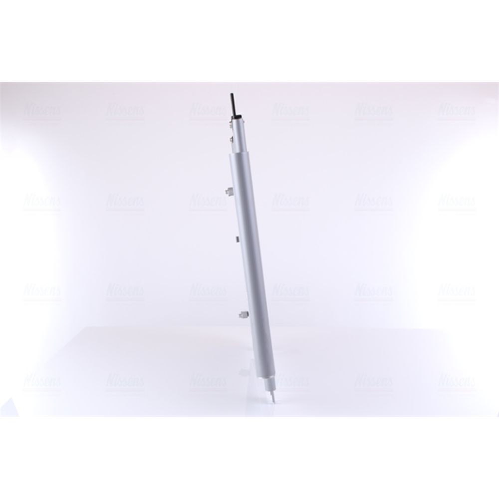 Ilmastointilaitteen lauhdutin 30-04026