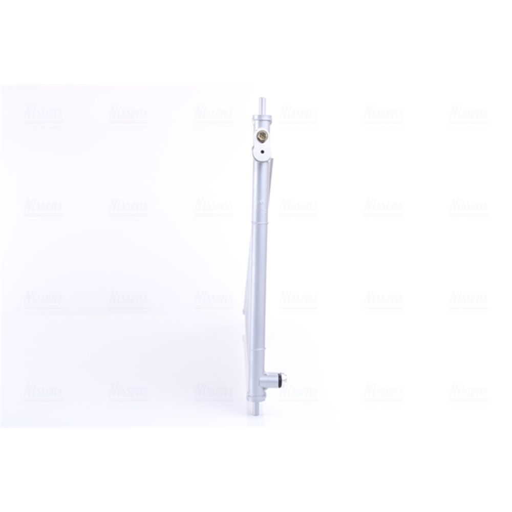 Ilmastointilaitteen lauhdutin 30-04055