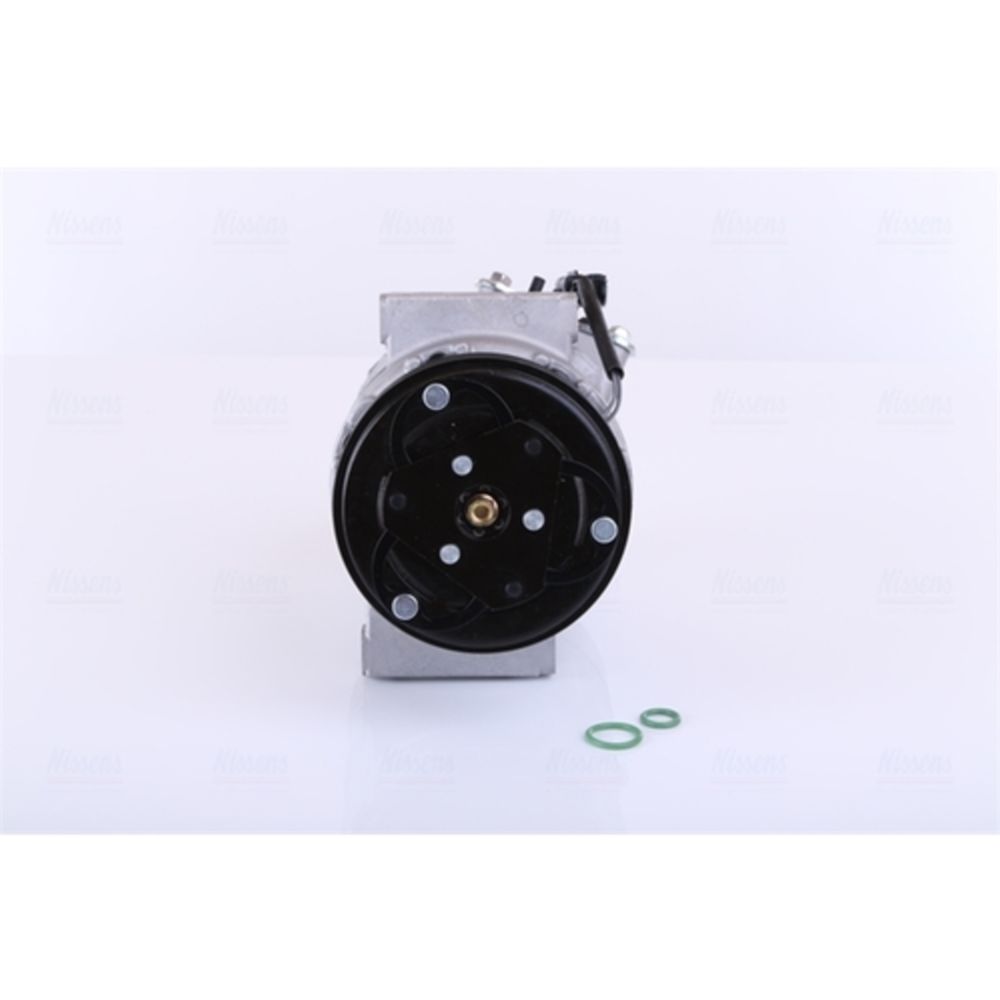 Ilmastointilaitteen kompressori 30-04007