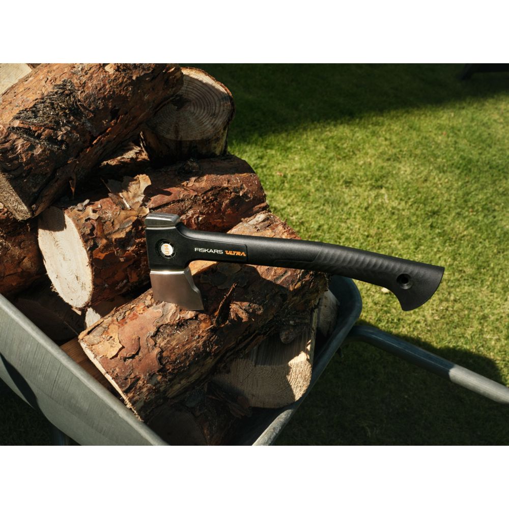 Fiskars Ultra universalyxa U14