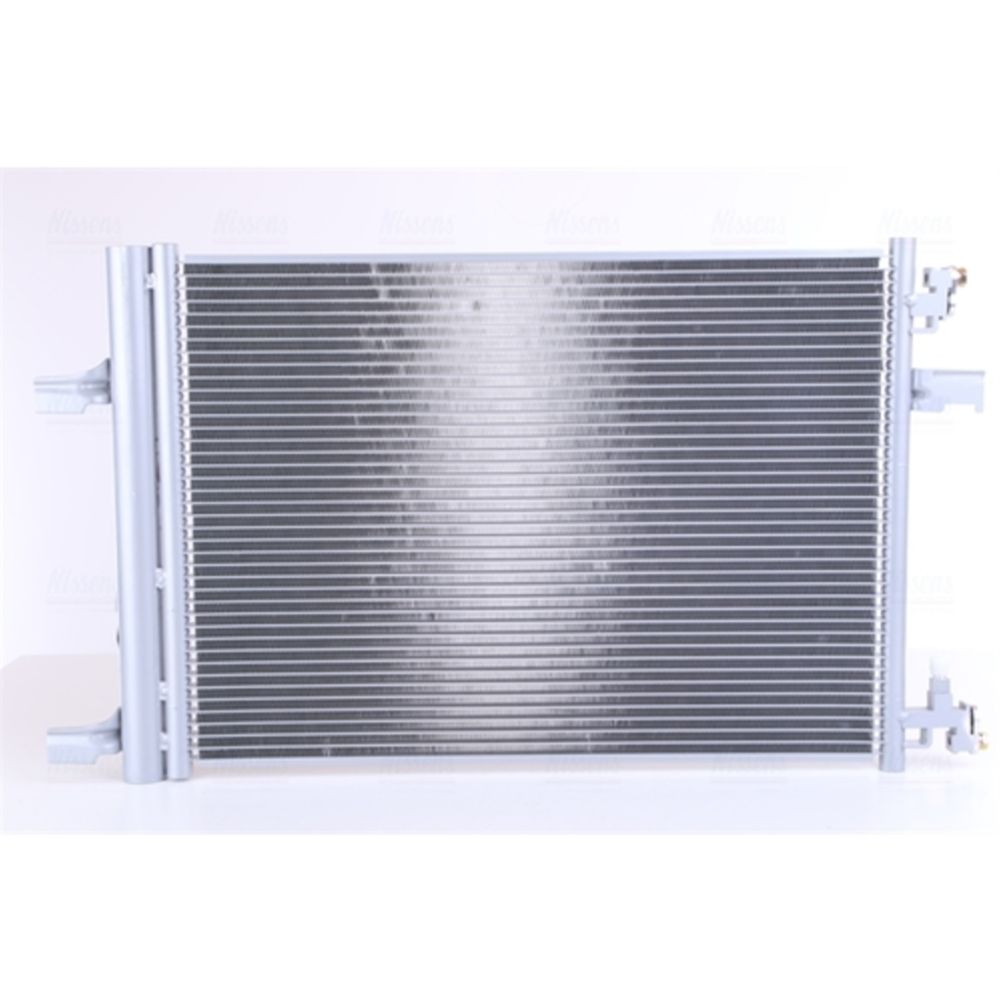 Ilmastointilaitteen lauhdutin 30-03597