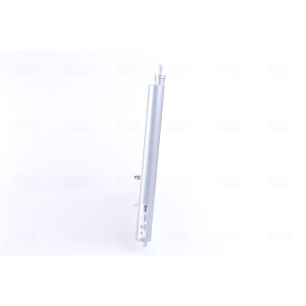 Ilmastointilaitteen lauhdutin 30-04055
