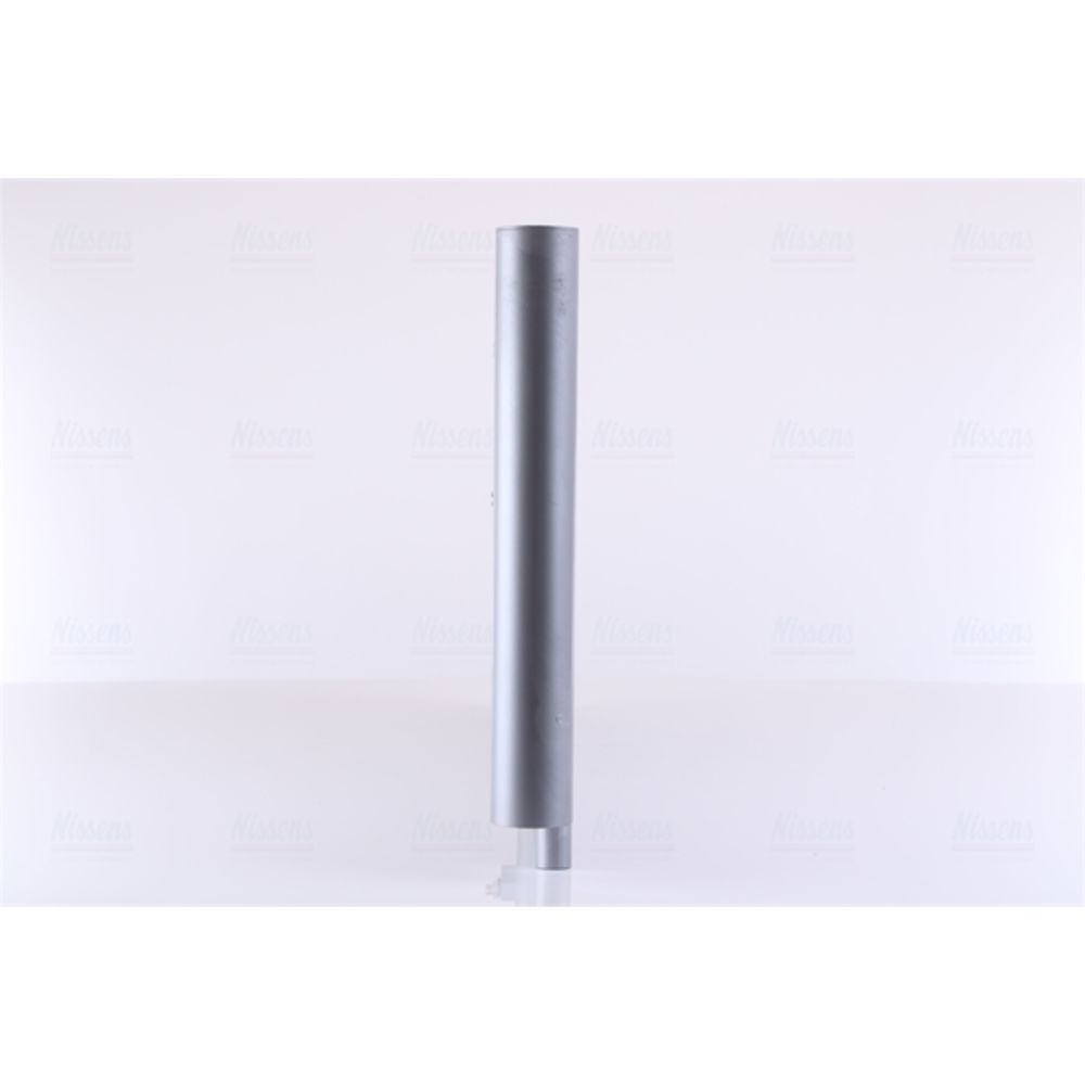 Ilmastointilaitteen lauhdutin 30-05123