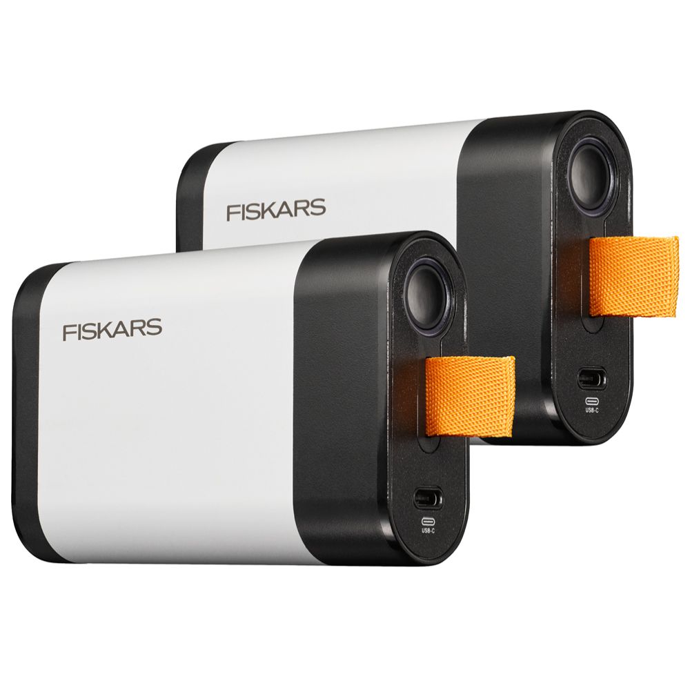 Fiskars akku 4 Ah 2 kpl setti