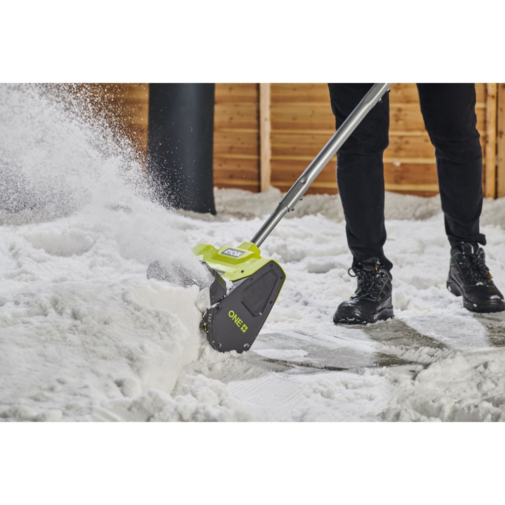 Ryobi ONE+ snöskyffel RY18ST25A-140 (4,0 Ah)
