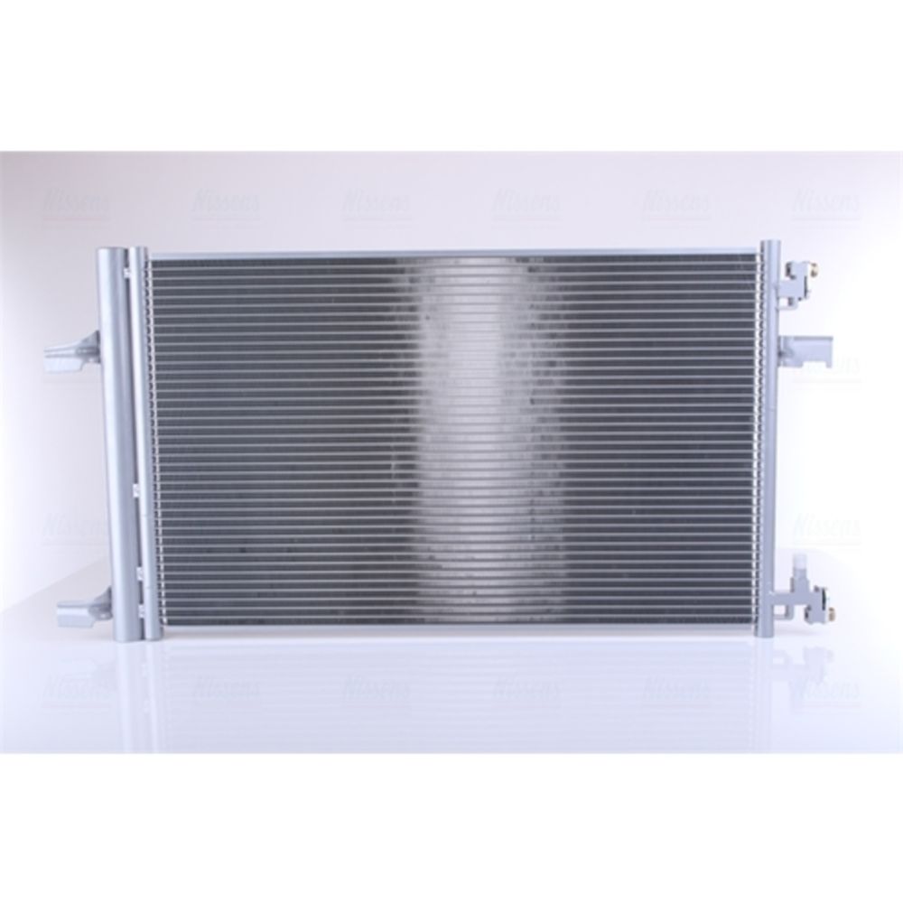 Ilmastointilaitteen lauhdutin 30-00502