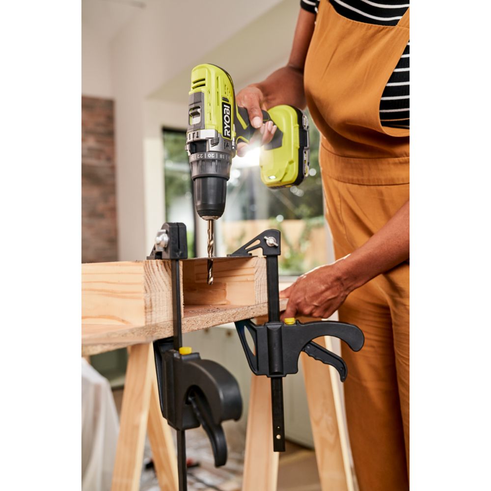 Ryobi ONE+ batteridriven verktygssats RCK183D-242S 4.0 Ah & 2.0 Ah