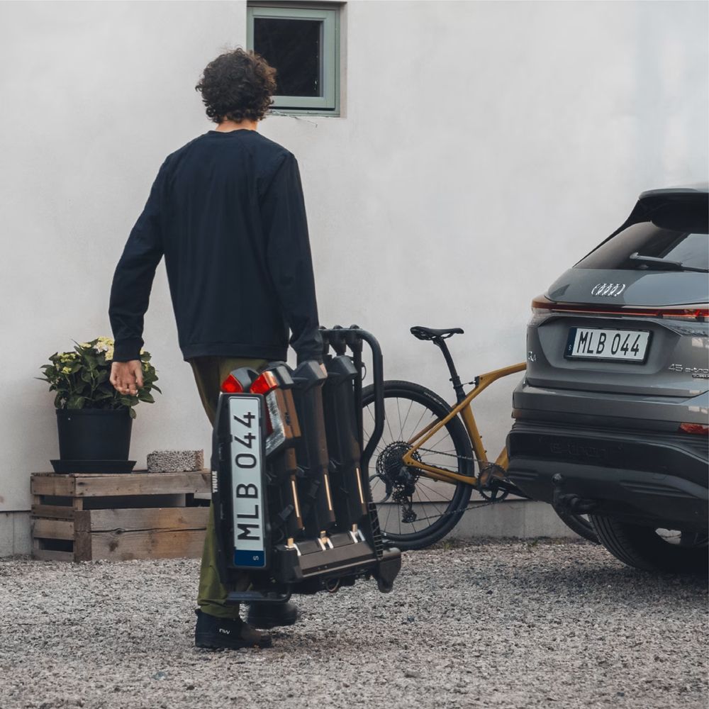 Thule EasyFold 3 3-bike 13-pin 945100 polkupyöräteline vetokoukkuun
