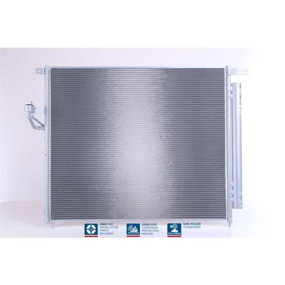 Ilmastointilaitteen lauhdutin 30-04024