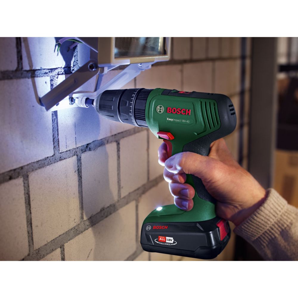 Bosch EasyImpact akkuiskuporakone 18V-40 1 x 1,5Ah + SystemBox