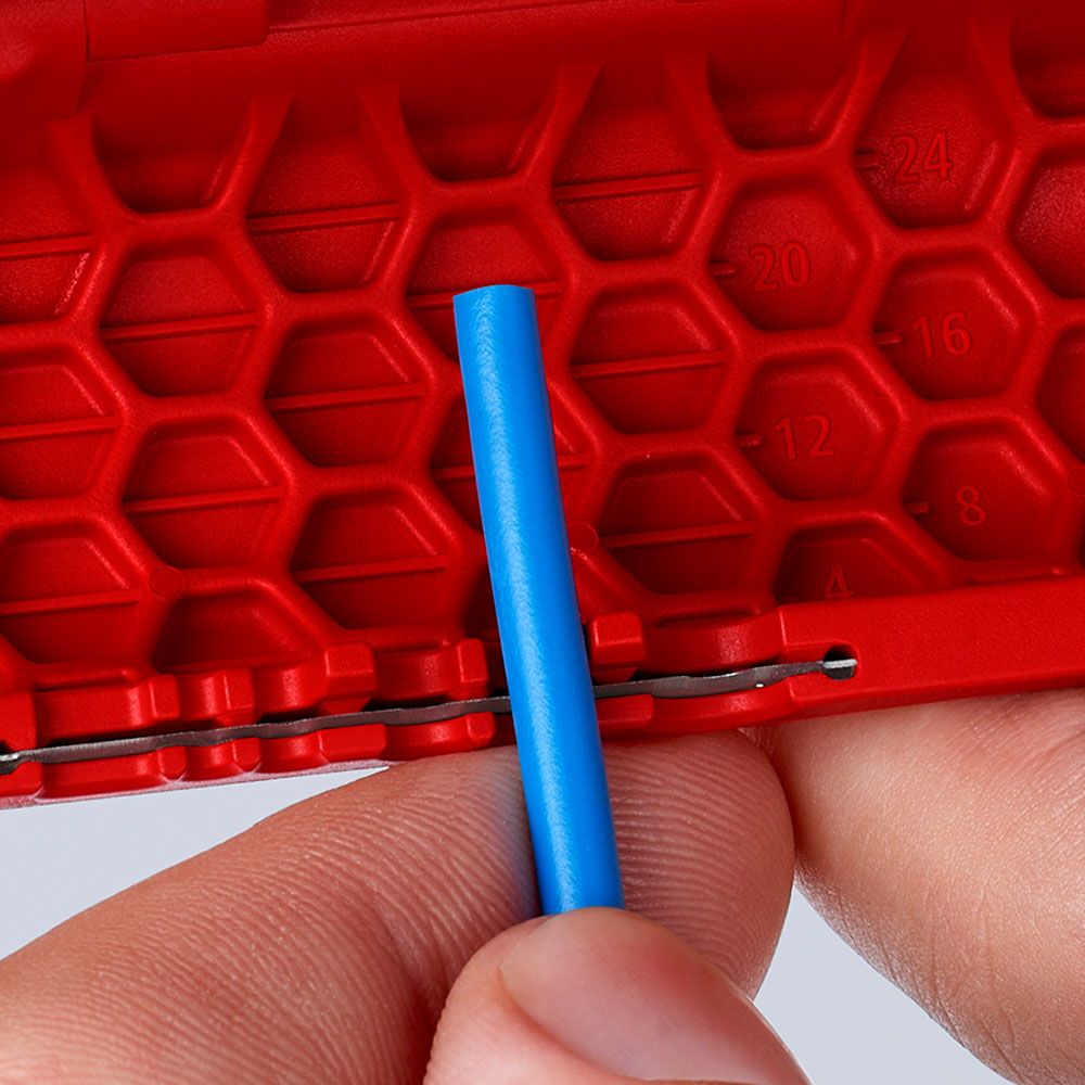 Knipex® 90 22 02 TwistCut® torulõikur juhtmekoorijaga kurrutatud 13-32 mm