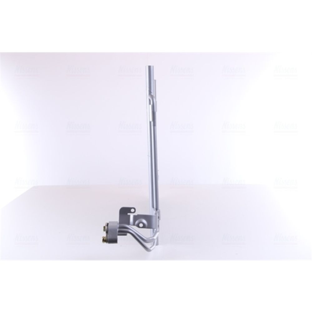 Ilmastointilaitteen lauhdutin 30-00527