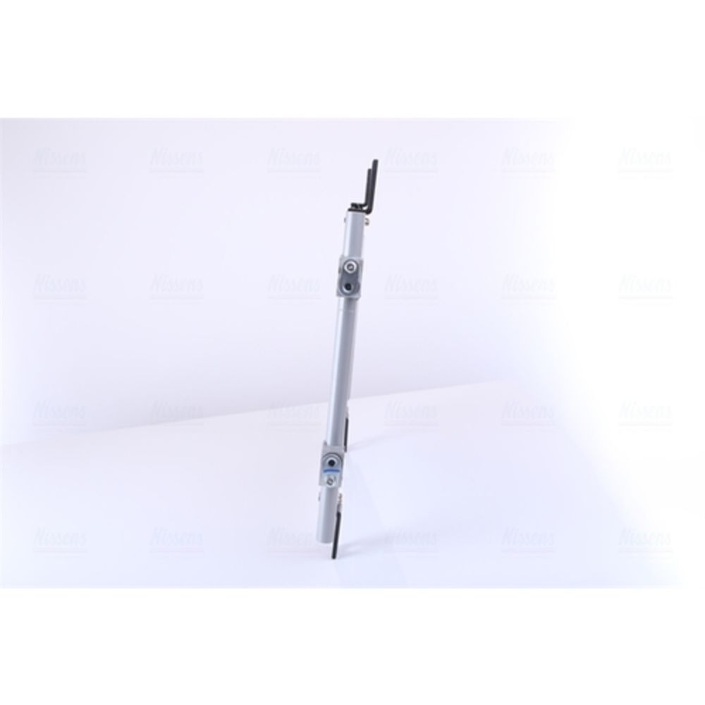 Ilmastointilaitteen lauhdutin 30-00465