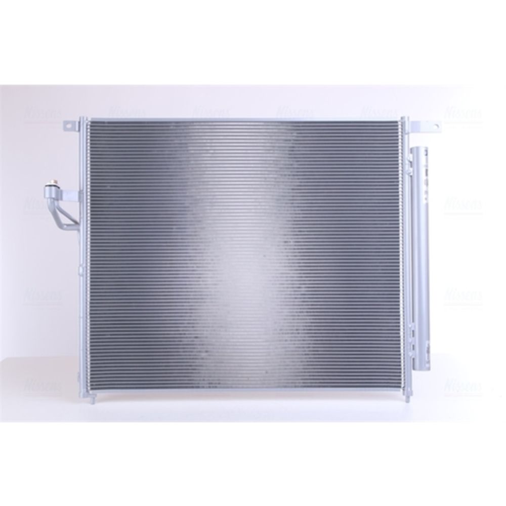 Ilmastointilaitteen lauhdutin 30-04024